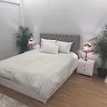 Classy And Cozy Apartment